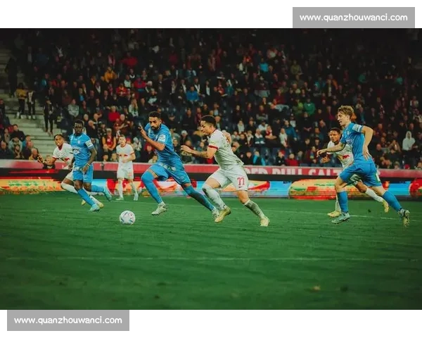 精彩足球对决实时比分更新，各大联赛赛事直播汇总与分析